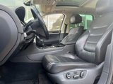 Used 2016 Volkswagen Touareg VR6 image 4