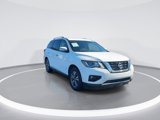Used 2020 Nissan Pathfinder SV image 2