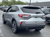 Used 2022 Ford Escape SE w/ SE Sport Appearance Package image 5