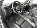 Certified 2025 Porsche Macan image 4
