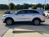 Used 2019 Kia Sorento L image 4