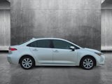 Used 2022 Toyota Corolla LE image 4