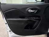 Used 2019 Jeep Cherokee Latitude Plus image 3