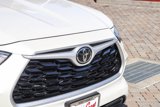 Used 2021 Toyota Highlander XLE image 6