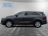 Used 2019 Kia Sorento LX image 2