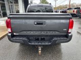 Used 2022 Toyota Tacoma TRD Sport image 3