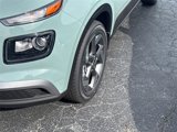 New 2025 Hyundai Venue SEL image 2