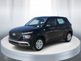 New 2025 Hyundai Venue SE image 2