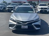 Used 2022 Toyota Camry SE image 2