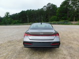 New 2025 Hyundai Elantra SE image 6