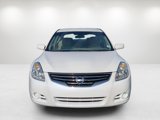 Used 2010 Nissan Altima 2.5 S image 2