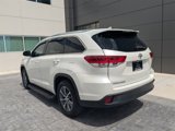 Used 2017 Toyota Highlander XLE image 6