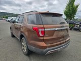 Used 2017 Ford Explorer XLT w/ Equipment Group 202A image 2
