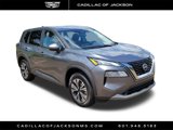 Used 2023 Nissan Rogue SV image 2
