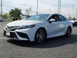 Used 2024 Toyota Camry SE image 3