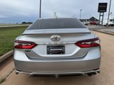 Used 2021 Toyota Camry SE image 4