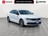 Used 2016 Volkswagen Jetta SE image 1