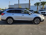 Used 2017 Subaru Outback 3.6R Limited image 3