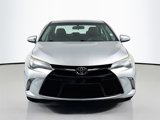 Used 2015 Toyota Camry SE image 2