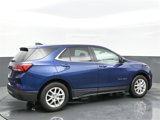 Used 2022 Chevrolet Equinox LT image 2