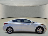 Used 2016 Hyundai Elantra SE image 3