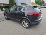 Used 2018 Nissan Rogue Sport SV image 3
