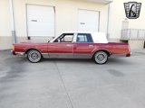 Used 1989 Lincoln Town Car Signature image 5