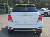 Used 2022 Chevrolet Trax LT w/ LT Convenience Package image 5