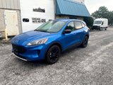 Used 2020 Ford Escape SE Sport image 3
