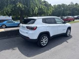 Used 2023 Jeep Compass Latitude image 3