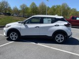 New 2025 Nissan Kicks Play S image 4