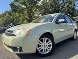 Used 2010 Ford Focus SEL image 2