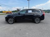 Certified 2021 Volvo XC90 T6 Momentum w/ Climate Package image 4