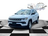Used 2022 Jeep Compass Latitude image 3