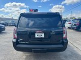 Used 2017 GMC Yukon XL SLT w/ Open Road Package image 4