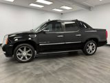 Used 2011 Cadillac Escalade EXT Luxury image 3