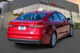 Used 2020 Ford Fusion SE image 4