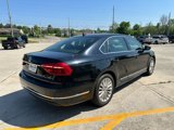 Used 2016 Volkswagen Passat 1.8T SE image 5