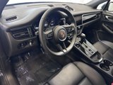 Certified 2022 Porsche Macan image 4