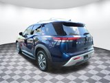 Used 2023 Nissan Pathfinder SL image 3