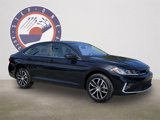 New 2025 Volkswagen Jetta SE image 2