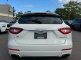 Used 2019 Maserati Levante GranLusso image 6