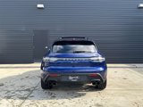 Certified 2024 Porsche Macan image 6