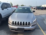 Used 2017 Jeep Cherokee Sport image 2