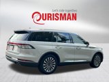 Used 2020 Lincoln Aviator Reserve image 4