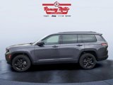 Used 2022 Jeep Grand Cherokee L Laredo image 2