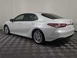 Used 2018 Toyota Camry XLE image 3