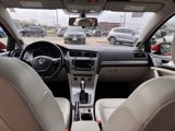 Used 2015 Volkswagen Golf SE image 2