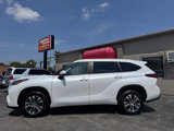 Used 2023 Toyota Highlander XLE image 6