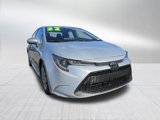 Used 2022 Toyota Corolla LE image 2